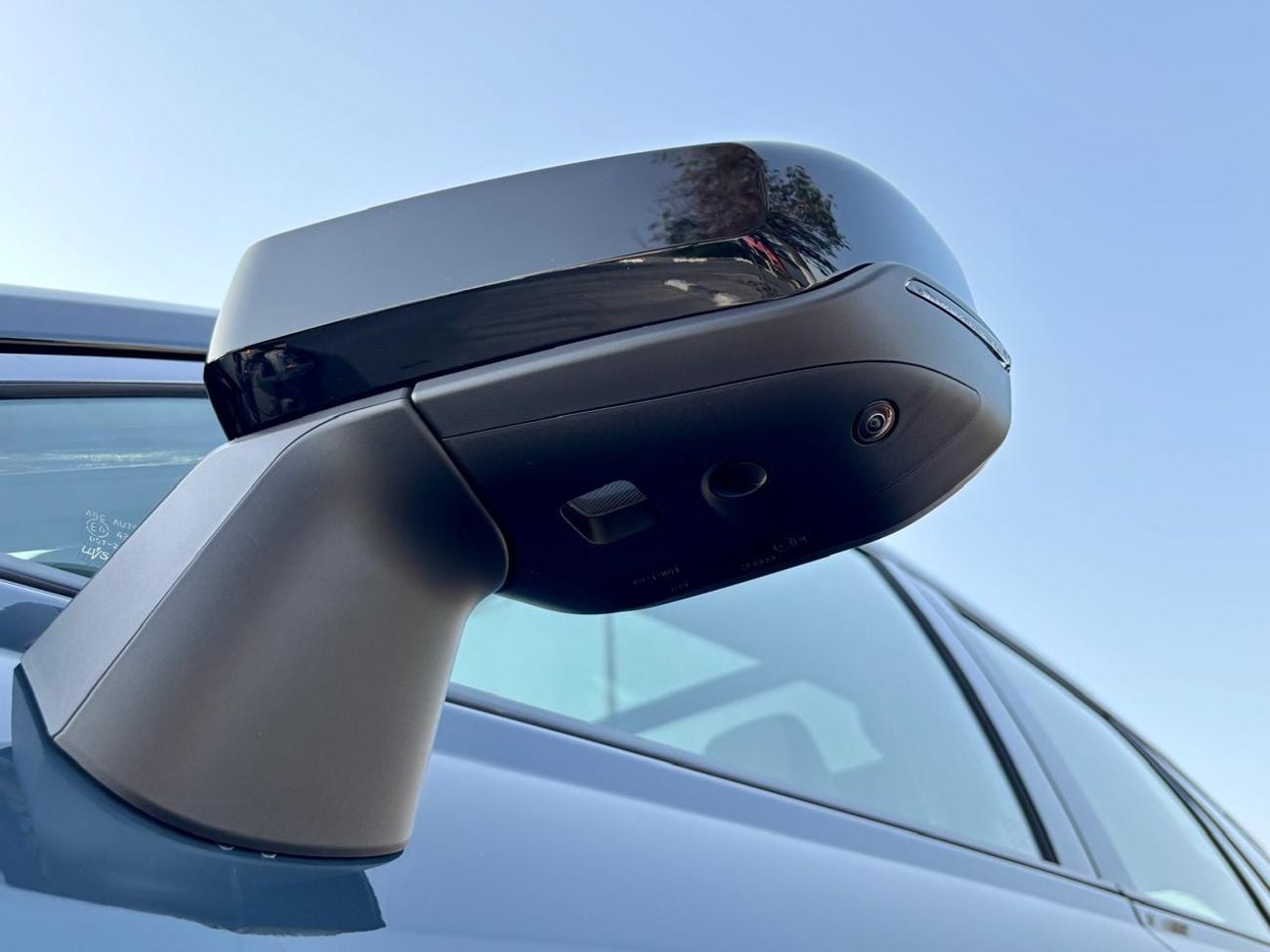 تويوتا راف ٤ 2.5L EXR Hybrid