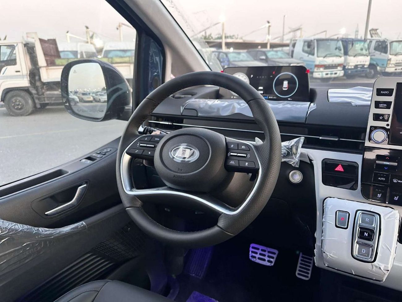 Hyundai Staria HYUNDAI STARIA 2.2L 4WD DIESEL MINIVAN 2025