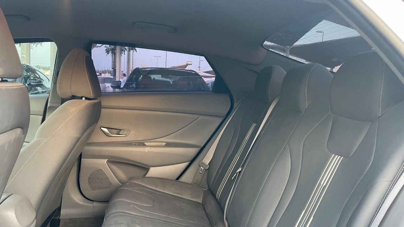 Hyundai Elantra GLS 2.0L