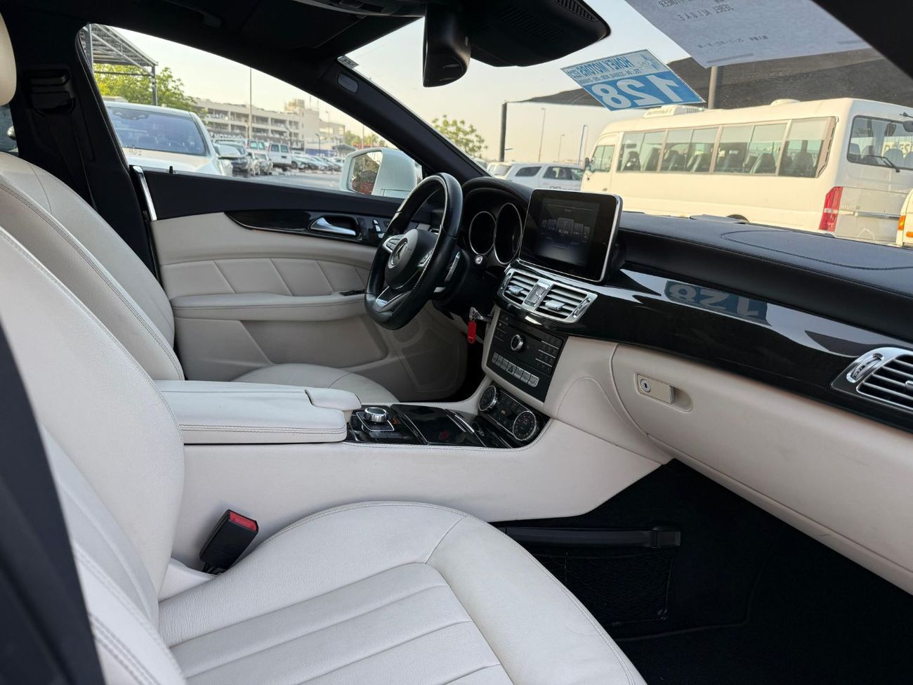 مرسيدس بنز CLS 400