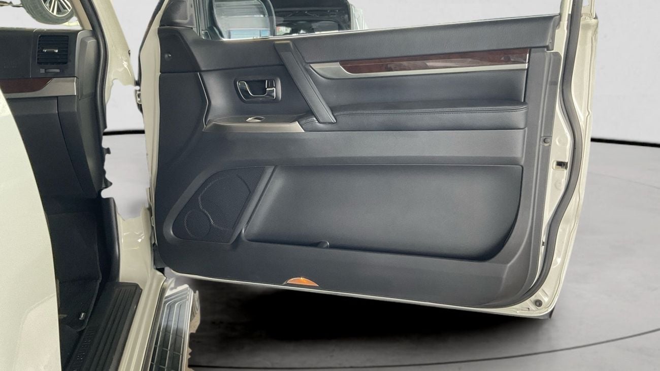 Mitsubishi Pajero GLS HIGHLINE | Guaranteed Warranty | 0 Down Payment