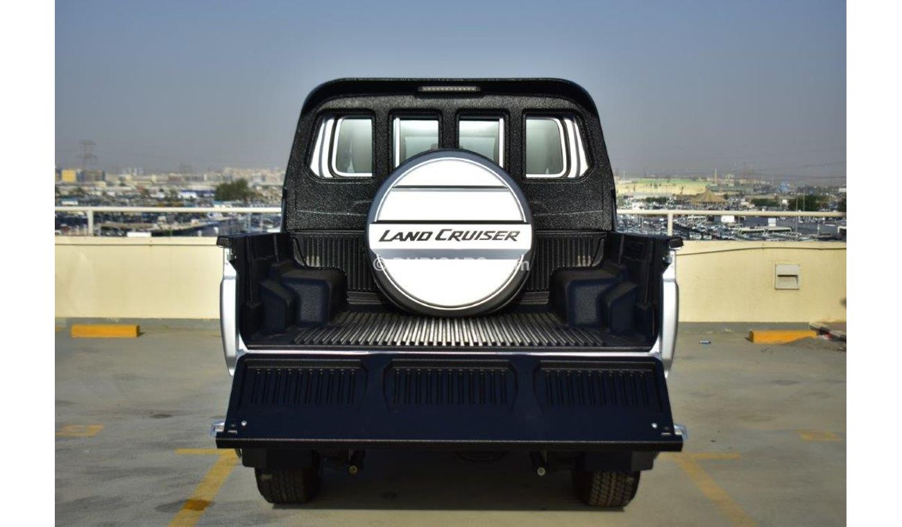 تويوتا لاند كروزر بيك آب 79 Double Cab Pickup Black Edition  V8 4.5L Turbo Diesel 4WD Manual