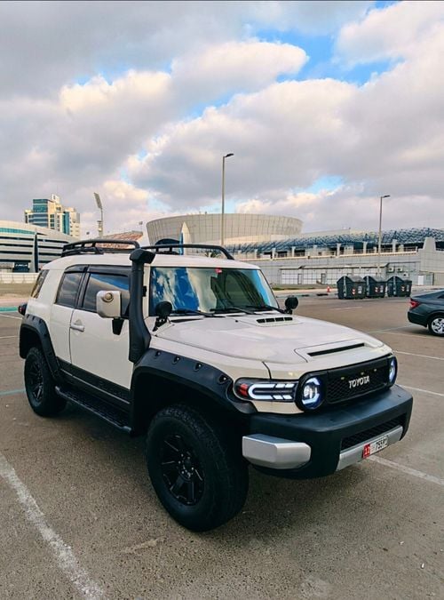 تويوتا إف جي كروزر