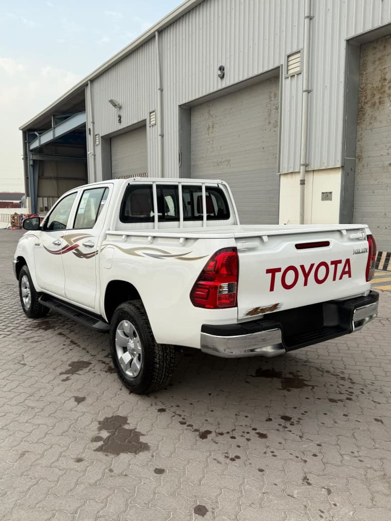 Toyota Hilux 2026 Toyota Hilux Double Cable GLX (Mid-Option) 2.4L 4-Cyl Turbo Diesel A/T 4x4 Export Only