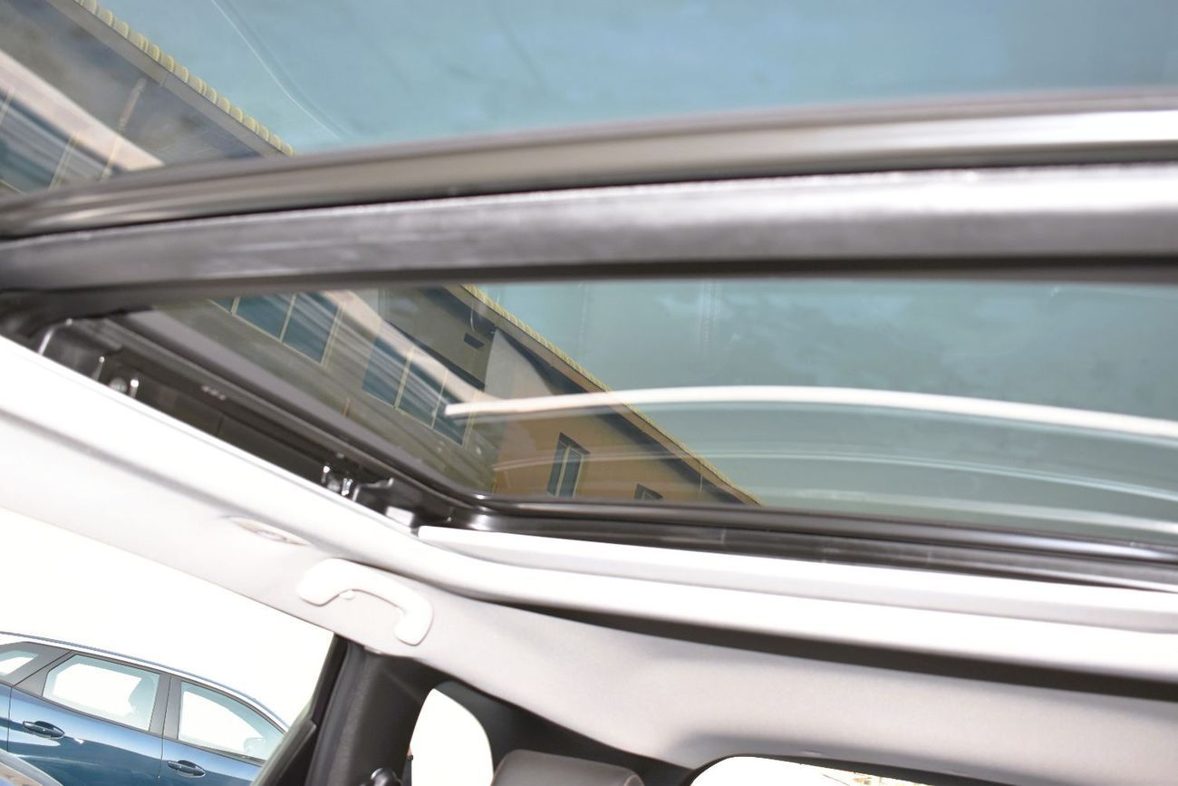 Renault Koleos 2.5L LE (4WD)