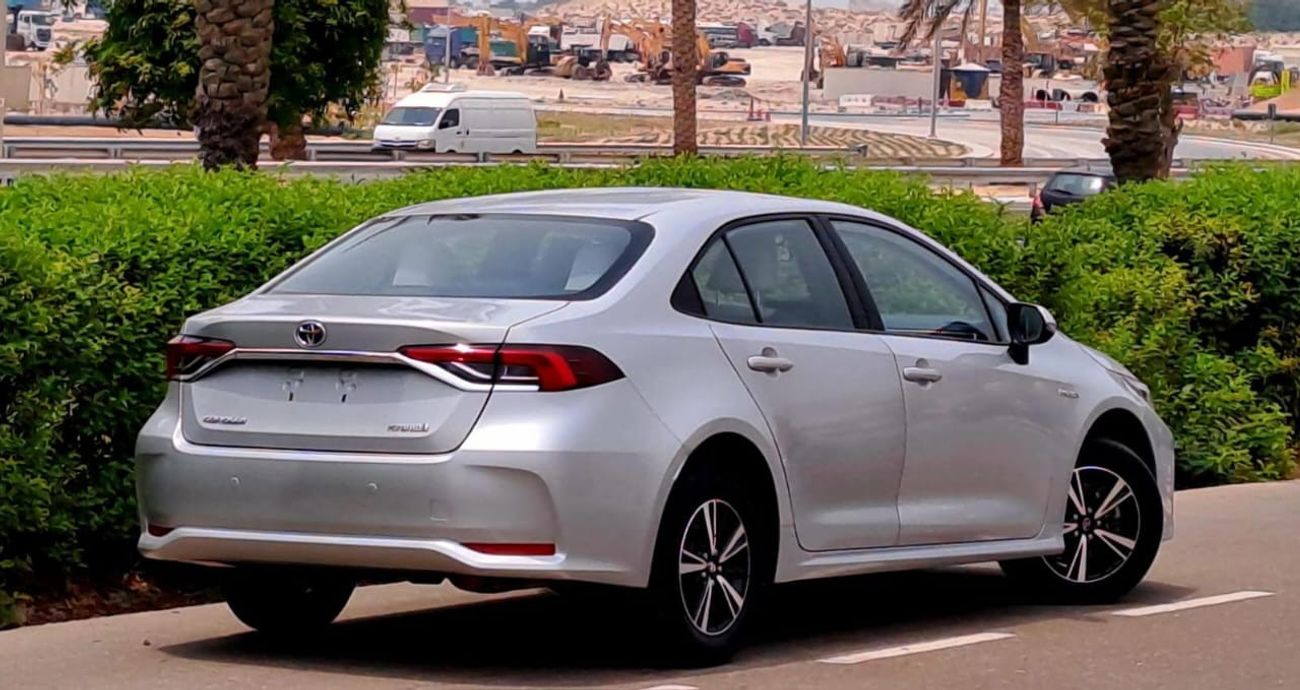 Toyota Corolla XLI Executive Hybrid 930-Monthly l GCC l Hybrid, Cruise, Camera l Accident Free