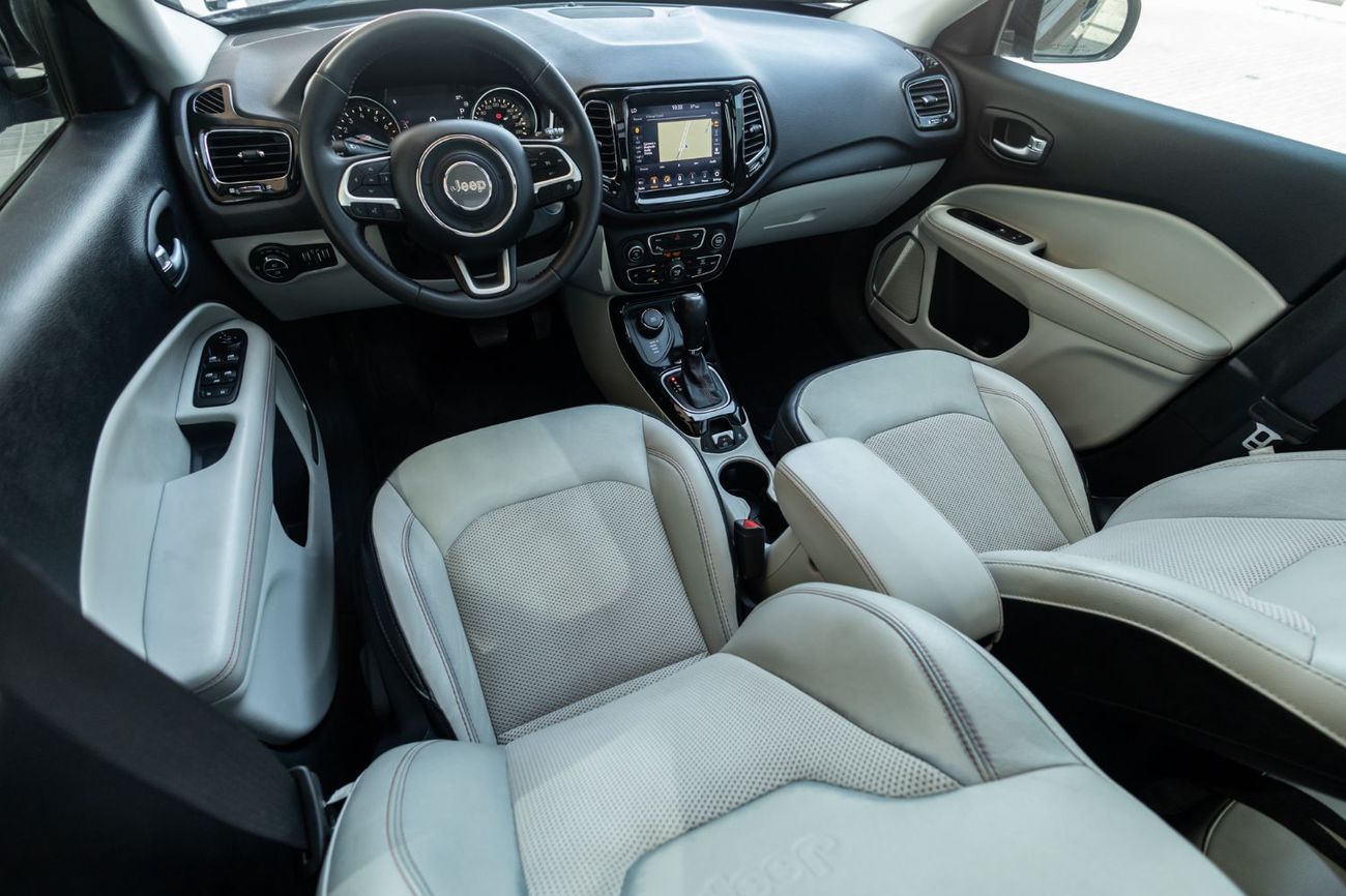 جيب كومباس Limited 2.4L (172 HP)