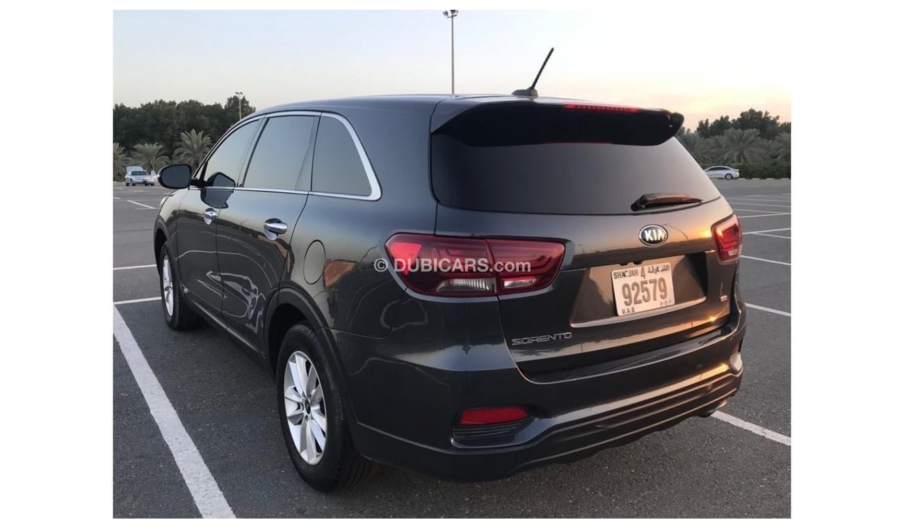 Kia Sorento LX 2.4L V4