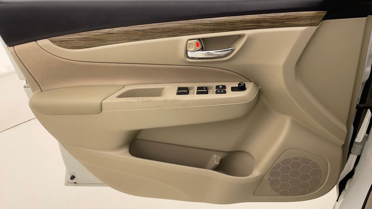 سوزوكي سياز GL 1.5 | بدون دفعة مقدمة | اختبار القيادة في المنزل