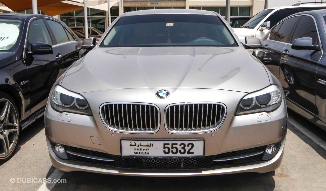 BMW 520i i