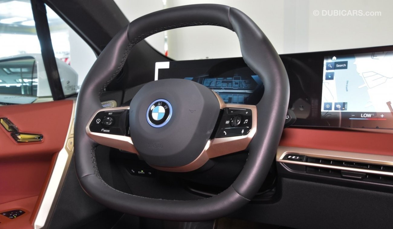 BMW iX XDrive 40 i