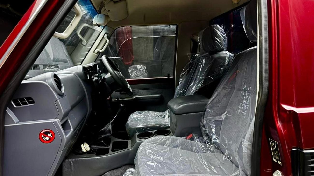 Toyota Land Cruiser Pick Up RIGHT HAND ONLY FOR EXPORT 4WD MT 4.5 LITER