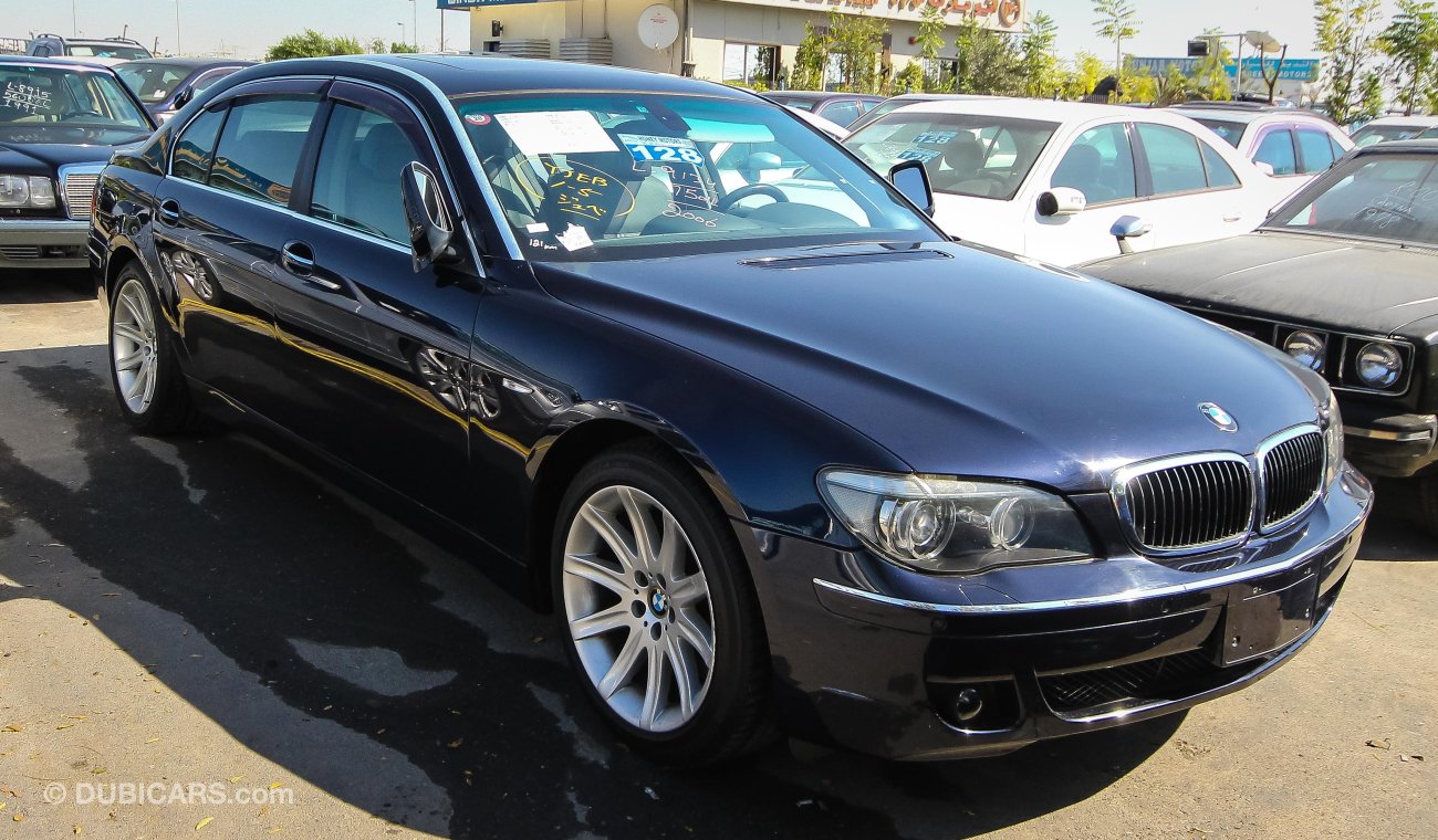 بي أم دبليو 750 Li