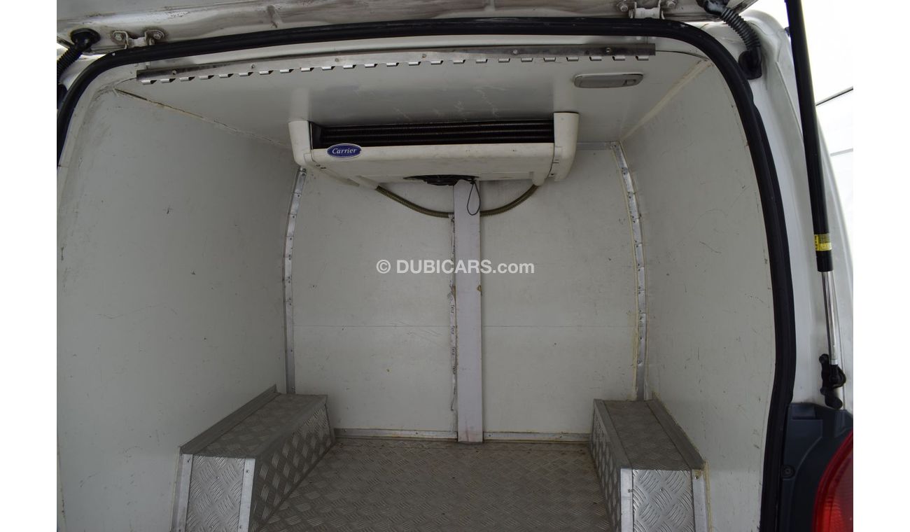 Toyota Hiace GL - Standard Roof Toyota hiace 6 seater chiller van, model:2017. Excellent condition