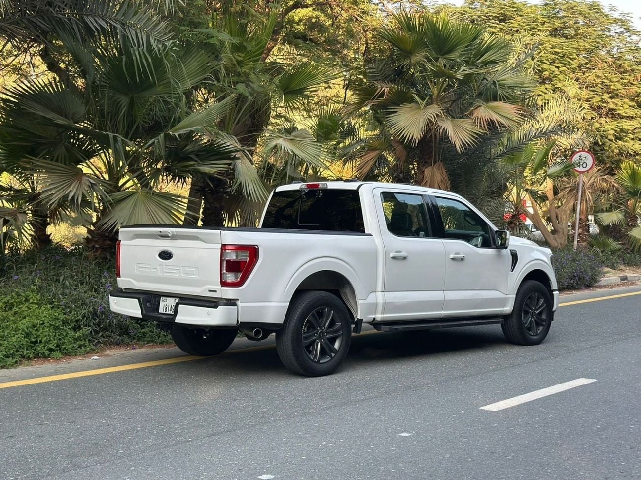 فورد F 150 Lariat 3.5L 2023 Ford F-150 Lariat | power Boost | V6 | American specs