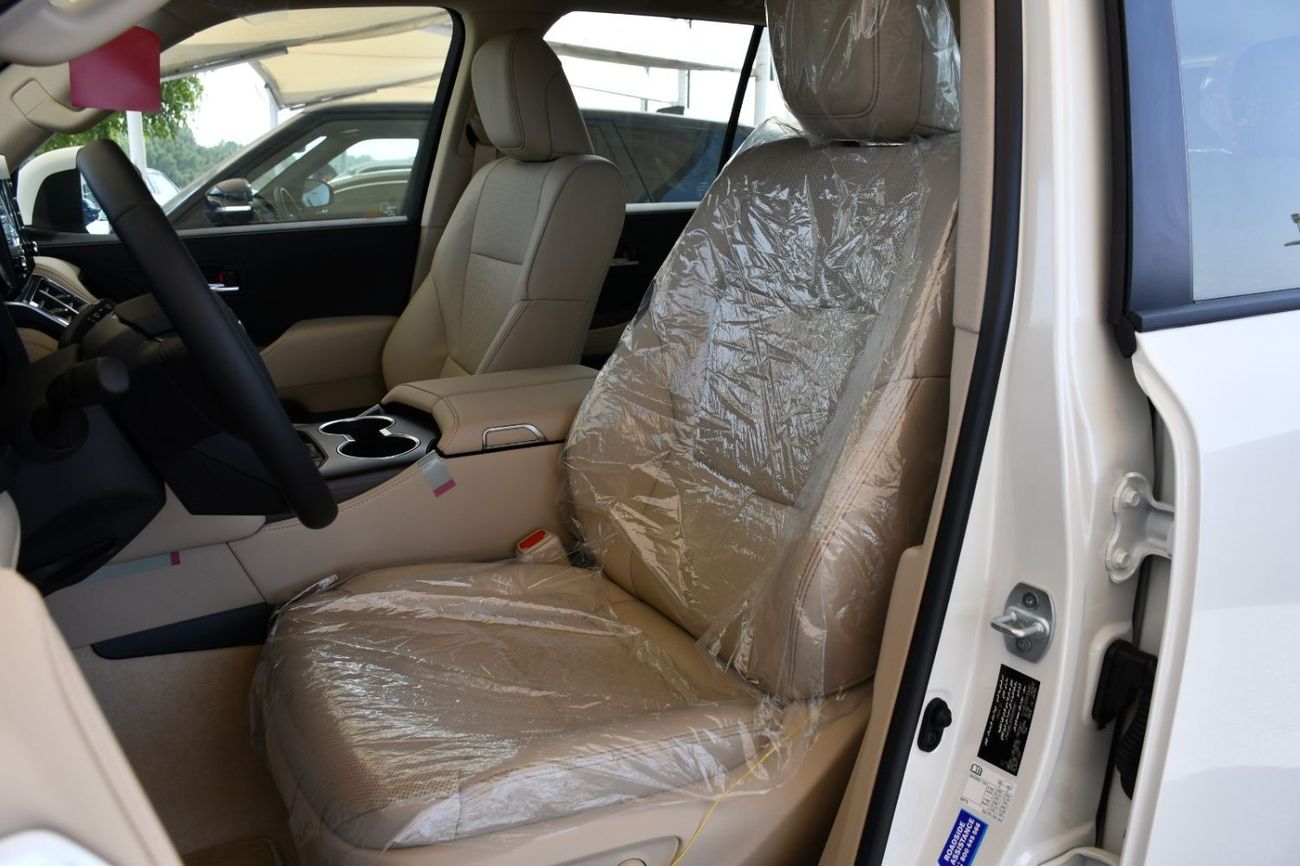 Toyota Land Cruiser Land Cruiser GXR 2024 whie/beige