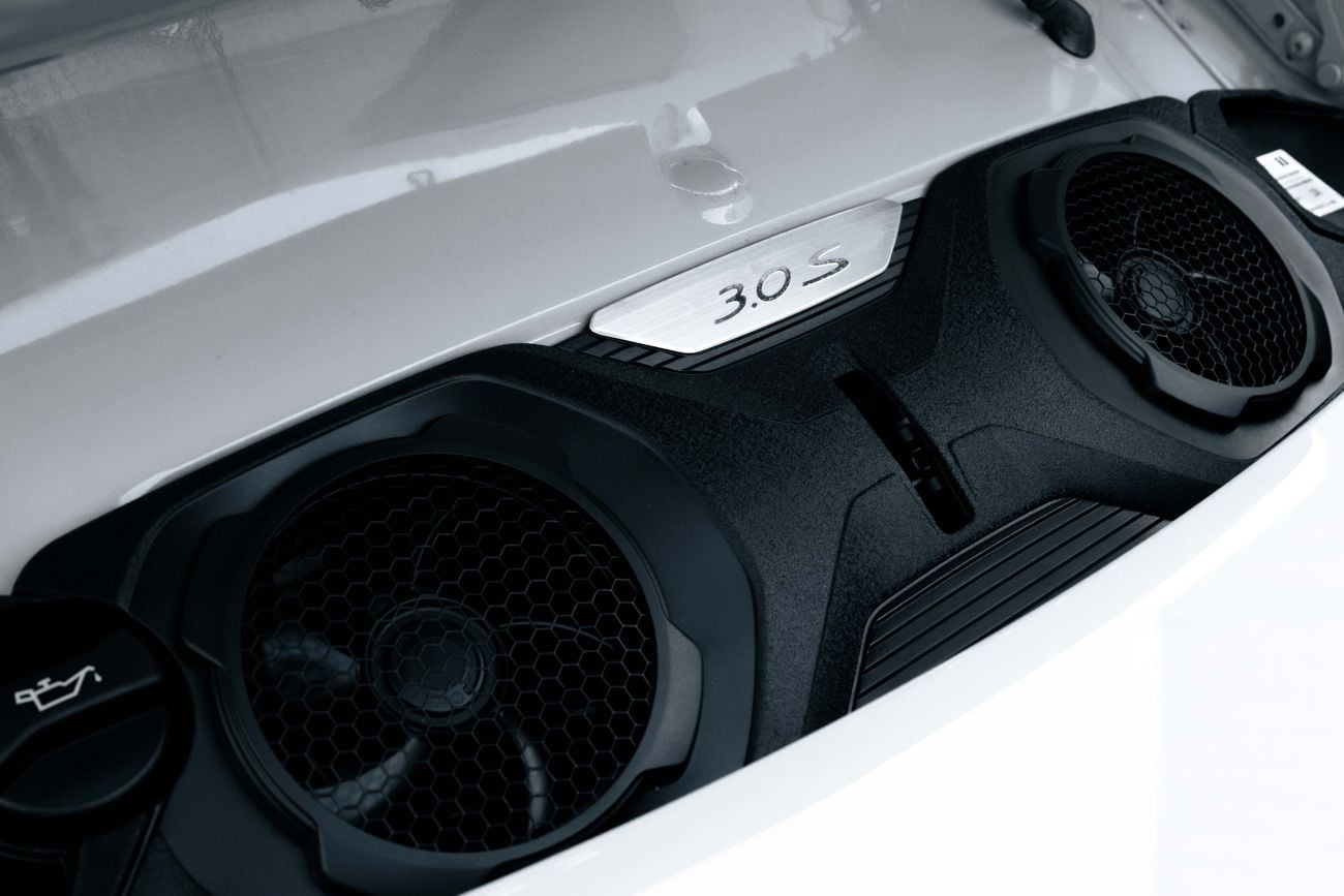 بورش 911 911 Carrera S | 9,400 P.M | 0% Downpayment | 03/2027 Porsche Warranty!