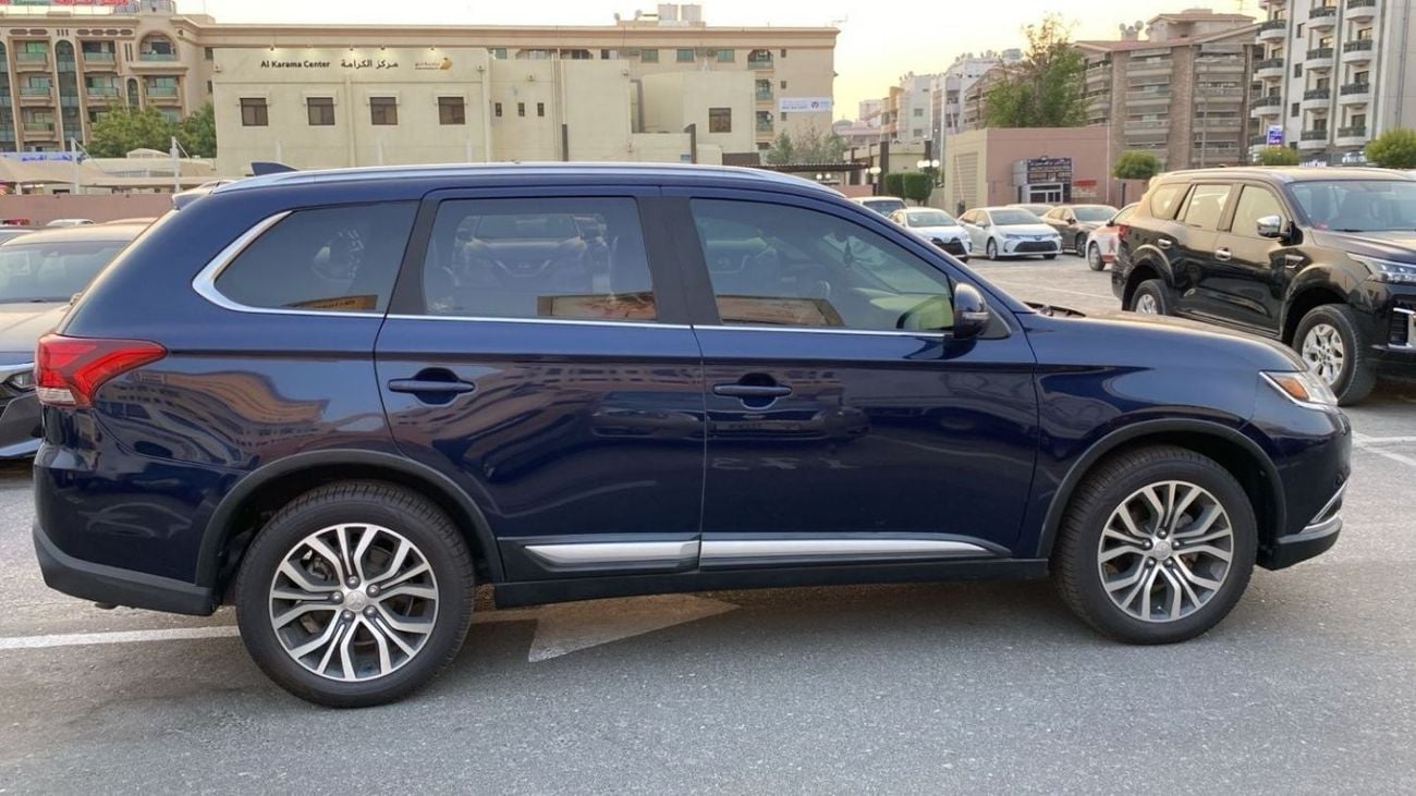 Mitsubishi Outlander GLX Super High 2018 Mitsubishi Outlander SEL Super High (GF)