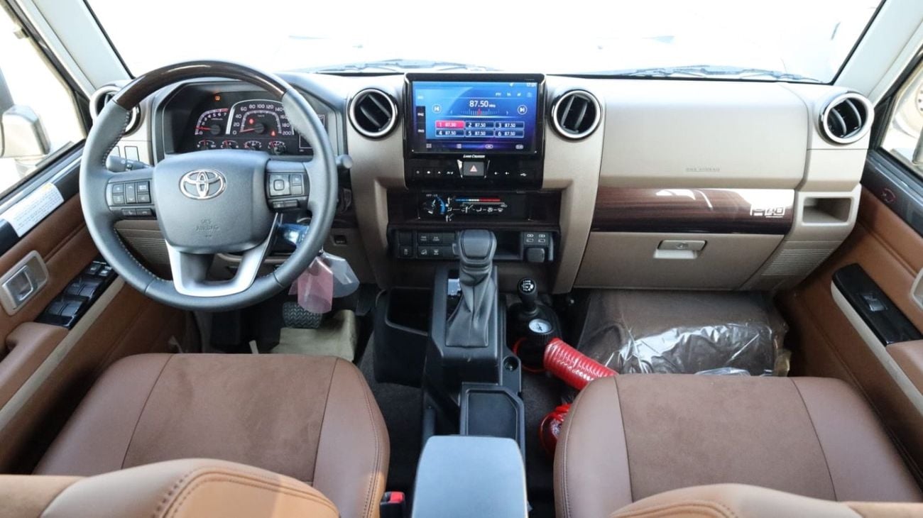 Toyota Land Cruiser 70 S-DLX 2.8L (5 Door)