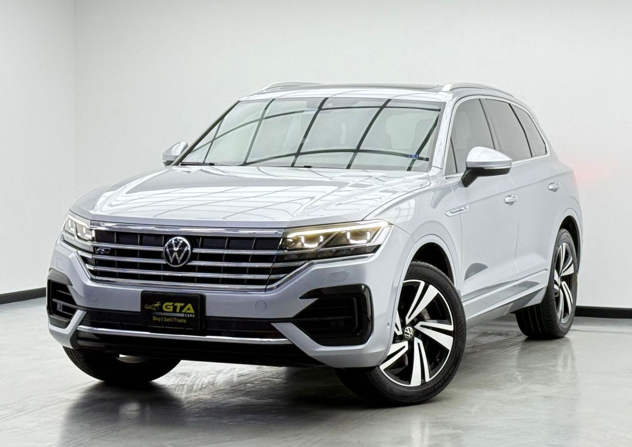 Volkswagen Touareg R-Line 3.0L 4WD 2021 Volkswagen Touareg R-Line, Warranty, Full VW Service History, Excellent Conditi