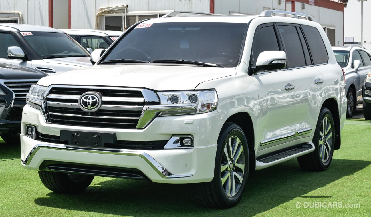 Toyota Land Cruiser VXR V8