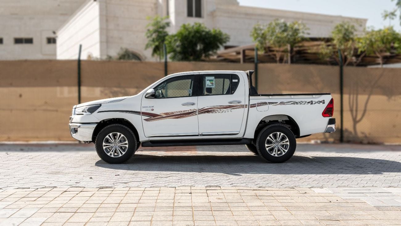 تويوتا هيلوكس SGLX 2026 Toyota Hilux S-GLX 2.8L AT Diesel (White-Red)