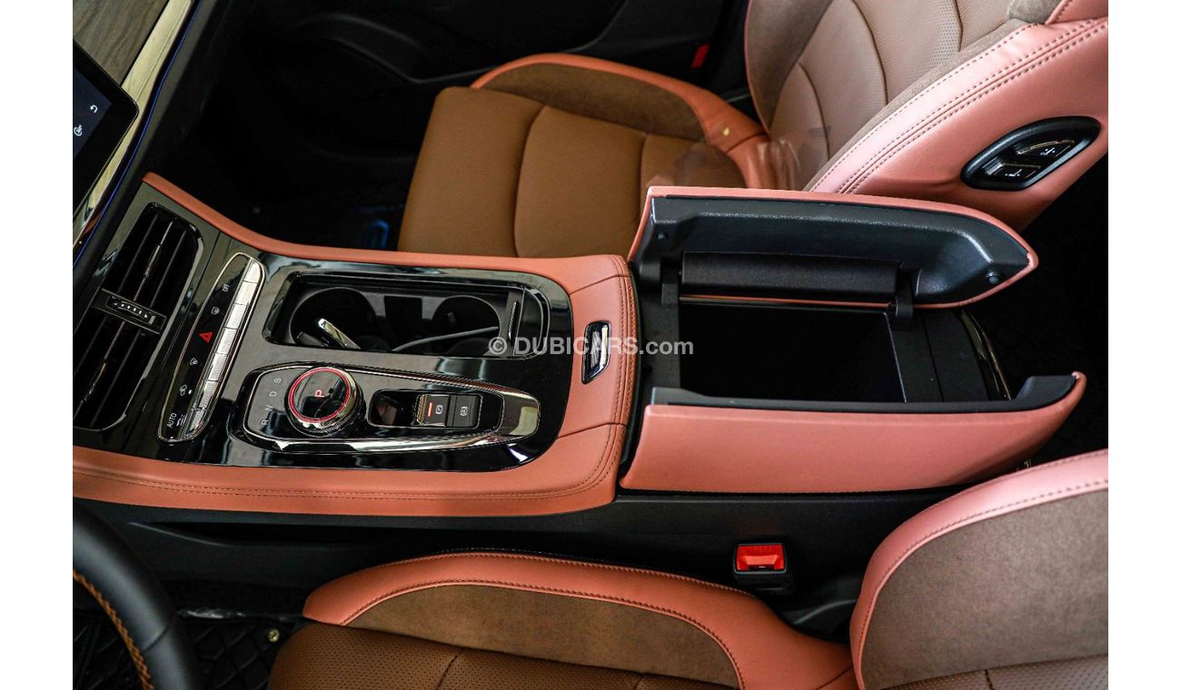 Skywell ET5 With 2 years contract service - or 60,000KM