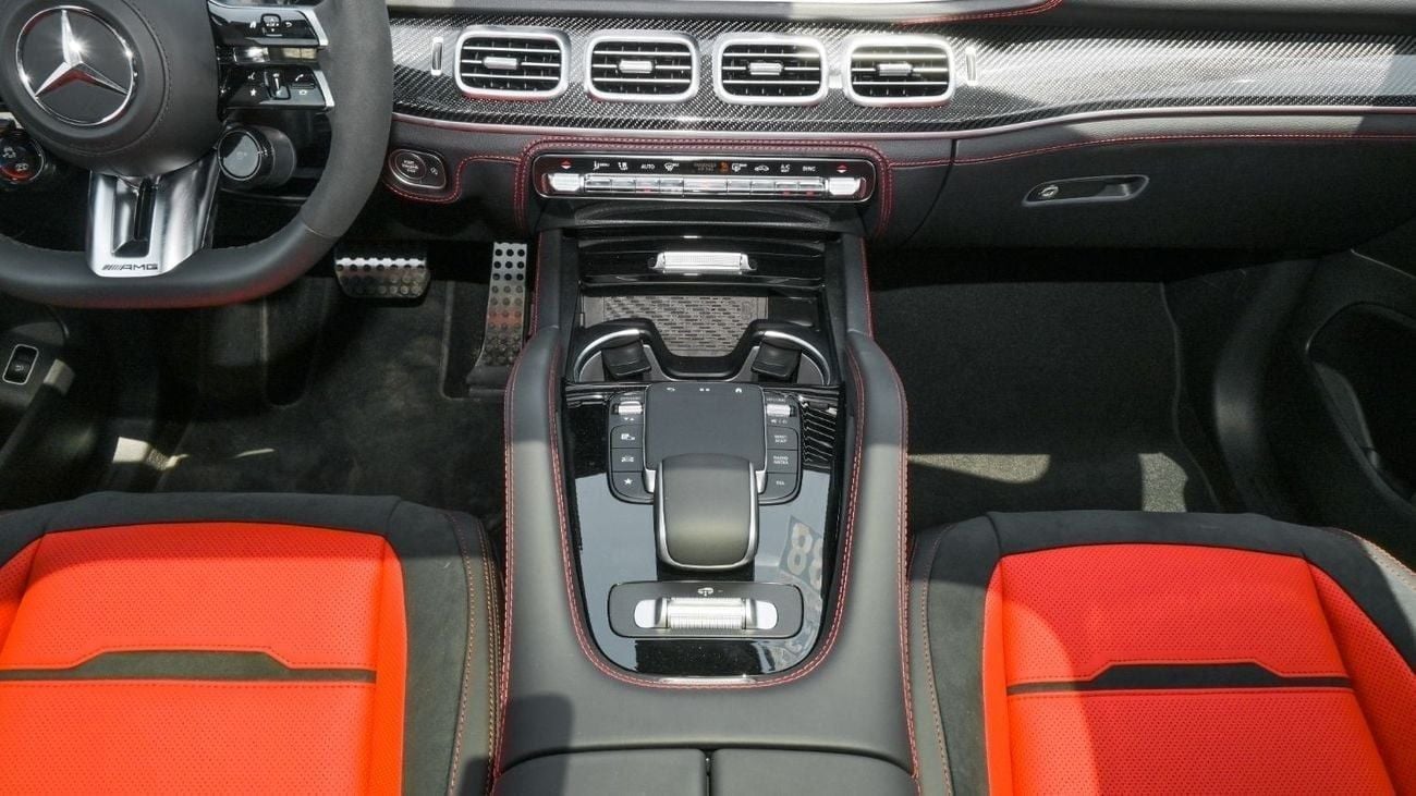 مرسيدس بنز GLE 53 Mercedes-Benz GLE53 AMG Coupe, 22" Alloy Wheels, Carbon Package, New Facelift | 4Matic+ | 2024