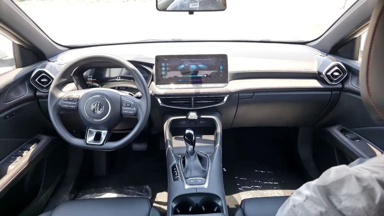 أم جي 5 Luxury 1.5L TURBO Chinese Specs - Brand