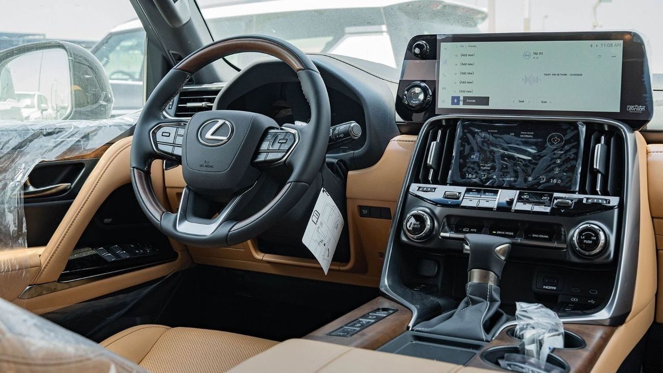 Lexus LX 600 2026 Lexus LX600 Signature 3.5L AT Petrol (Black-Tan) /w Wood Accent