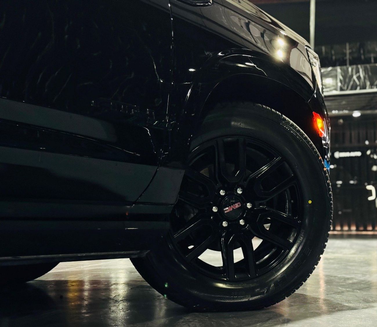 GMC Yukon 2024 GMC Yukon AT4, GMC Warranty, 10 Years Engine Warranty, Just Been Serviced, 8 Seater, GCC