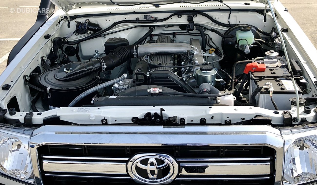 Toyota Land Cruiser Pick Up 4.2L DIESEL 6-CYLINDER  SINGLE CABIN PICKUP 2023