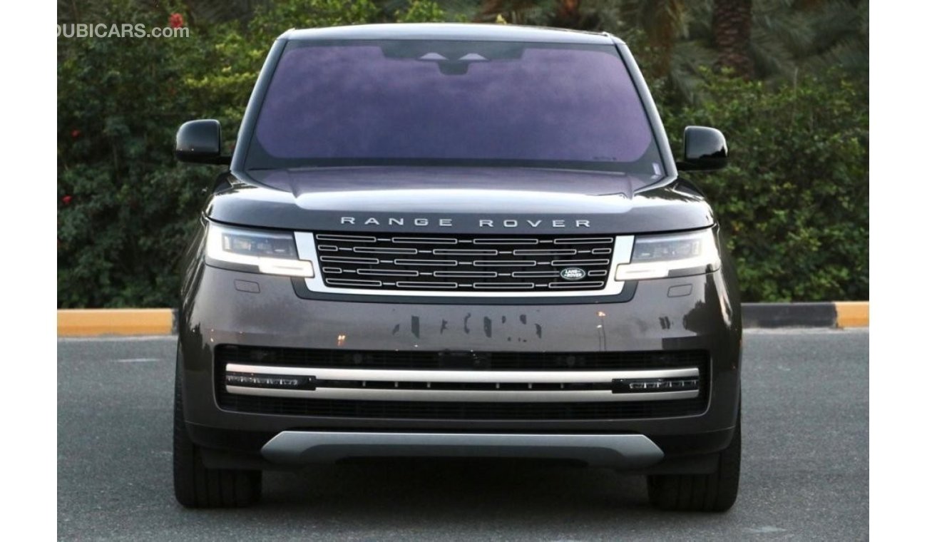 Land Rover Range Rover Range Rover vogue P 530 GCC FULL OPTION perfect condition under warranty