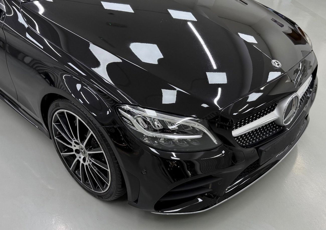 مرسيدس بنز C 200 GCC .. FSH .. AMG .. Perfect Condition .. Panoramic