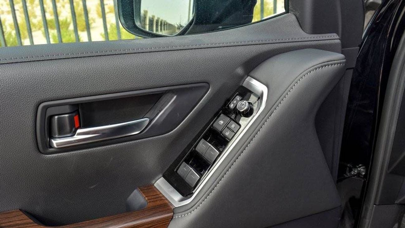 Toyota Land Cruiser GXR2 3.3L