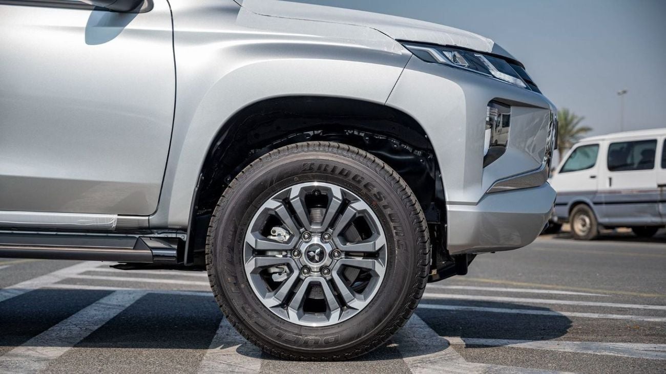 Mitsubishi L200 GLS Mitsubishi L200 Sportero 2.4L Diesel 4x4 2025