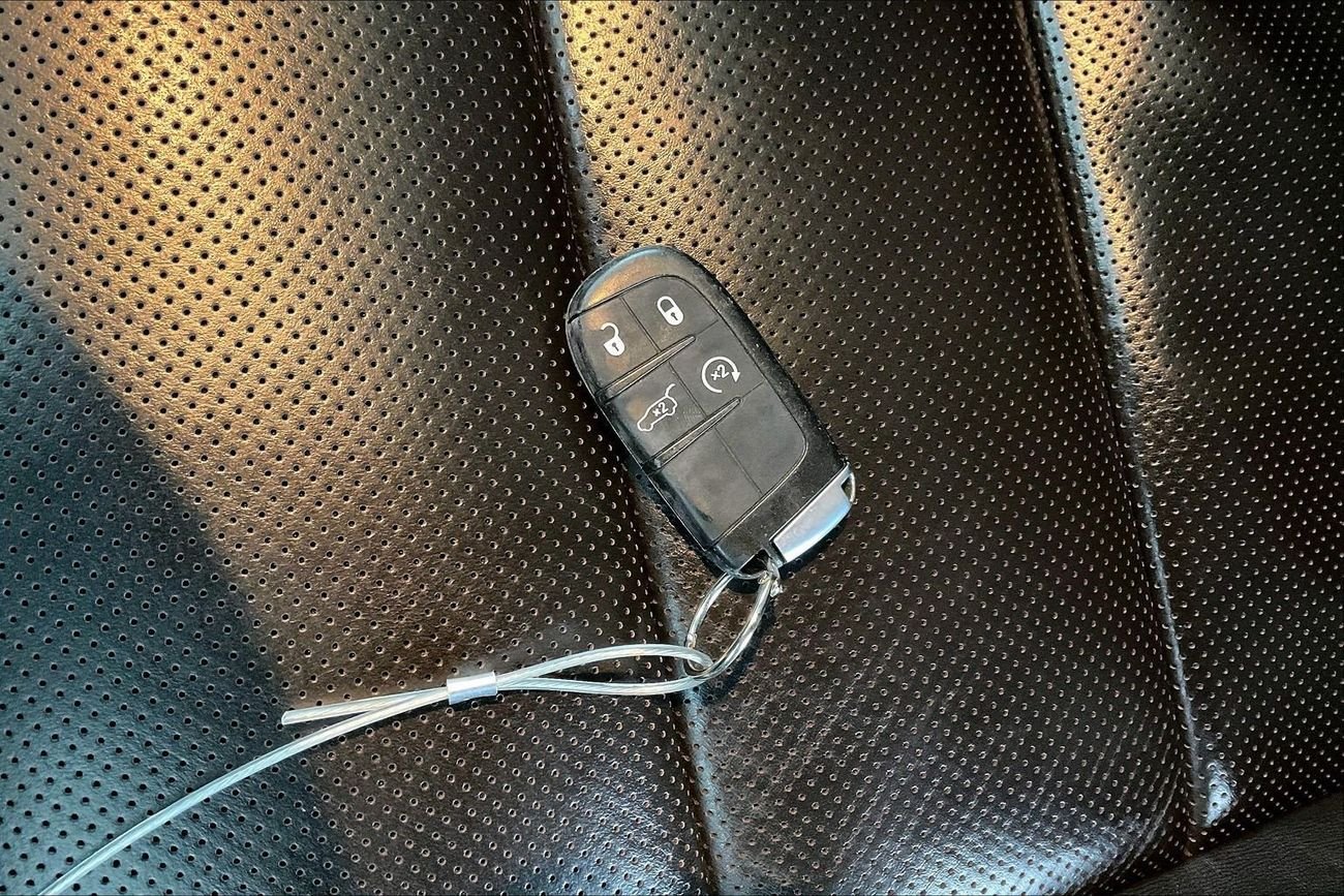 Jeep Grand Cherokee Overland | National Day Celebration | Guaranteed Warranty | 0 Down Payment