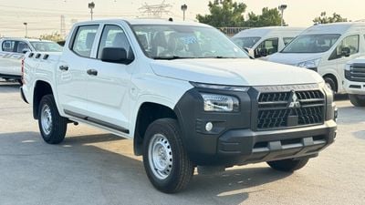 Mitsubishi L200 GL 2.4L 4x4 Manual Transmission Petrol 4 Cylinders Model 2027