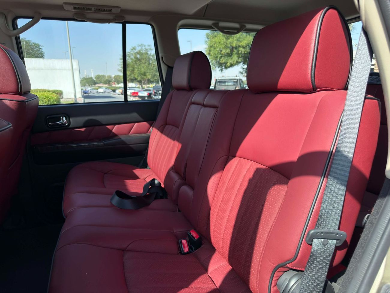 Nissan Patrol Safari Super Safari 4.8L A/T GCC SPEC NEAT AND CLEAN