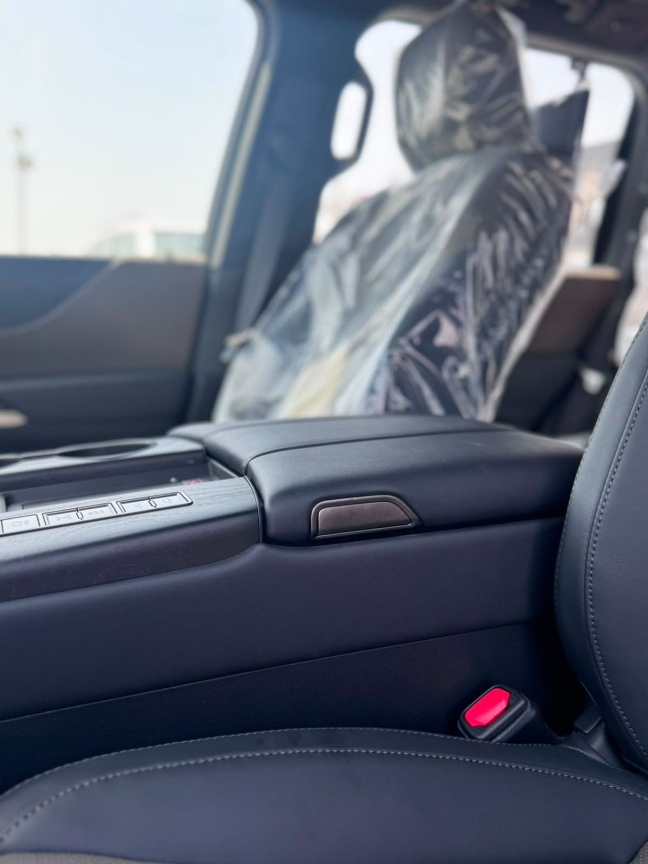 Lexus LX600 Overtrail 2025 Lexus LX600 Overtrail – Full Option | Brand New  Experience the perfect combination of luxury a
