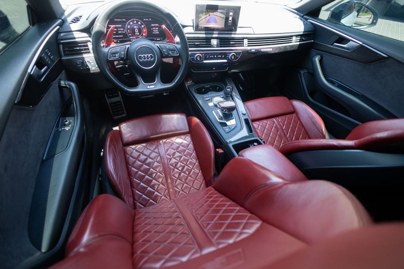 Audi S5 TFSI quattro 3.0L