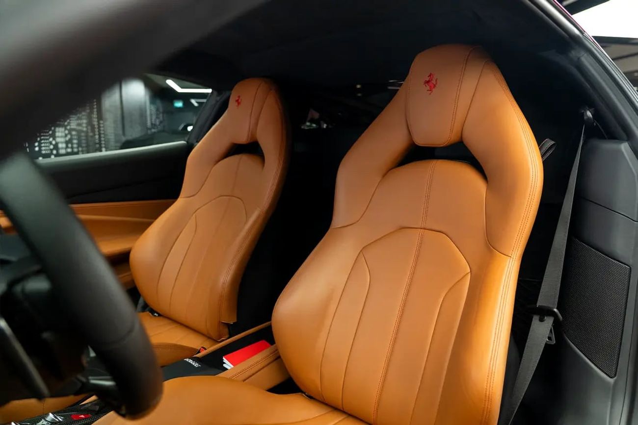 فيراري F8 تريبوتو 3.9T V8