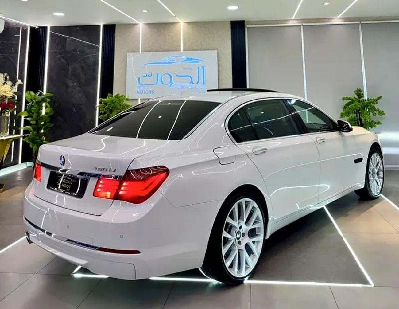 BMW 730Li Exclusive 4.0L