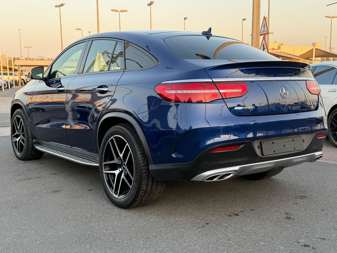 مرسيدس بنز GLE 43 AMG STD
