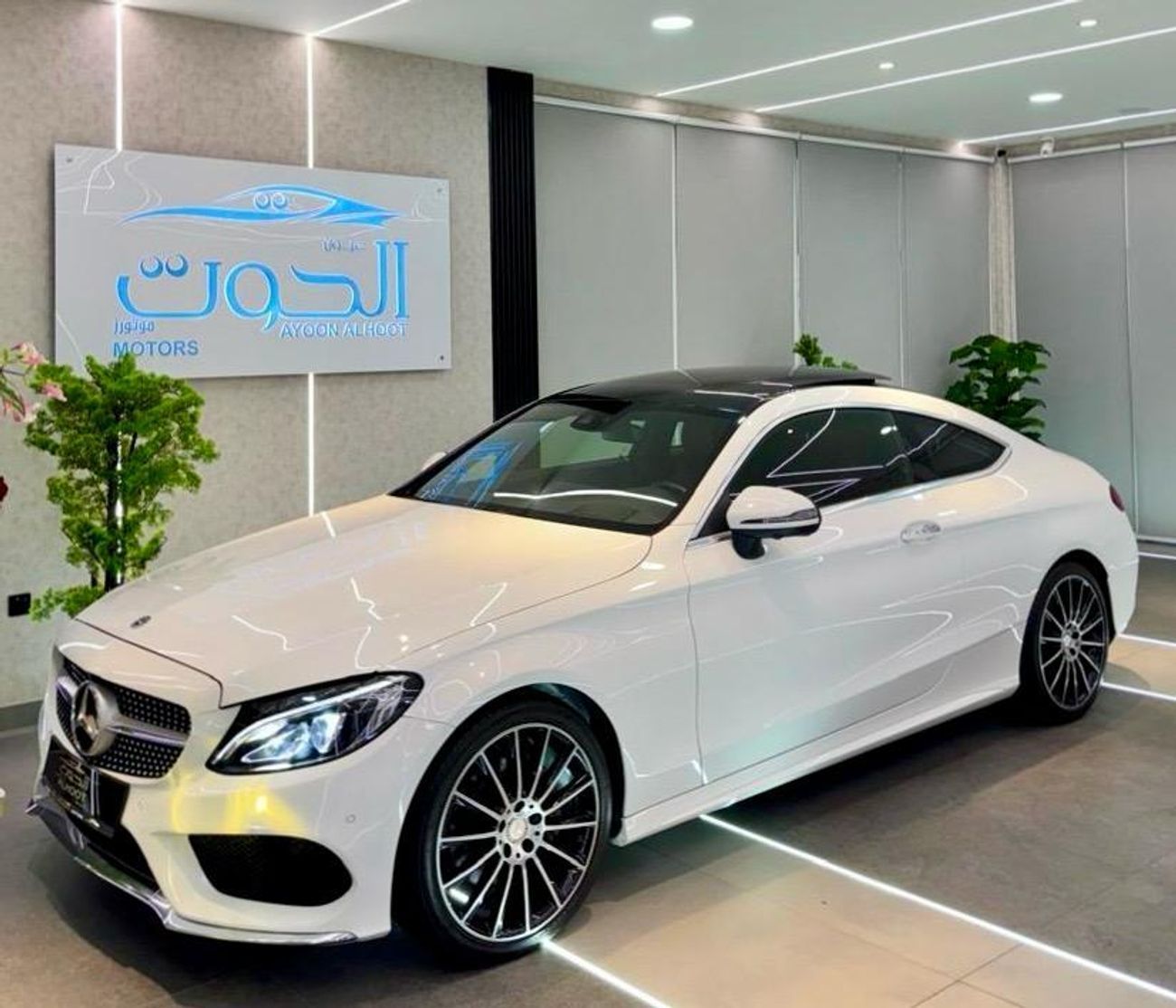 Mercedes-Benz C 200 LOVELY MERCEDES C200 COUPE || FULL OPTION || GCC || ACCIDENTS FREE