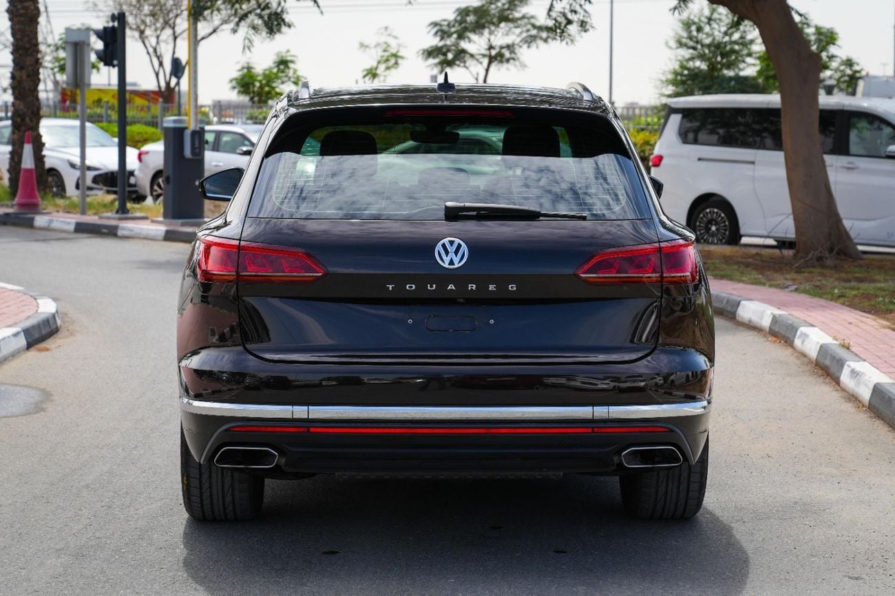 Volkswagen Touareg 2020!! GCC SPECS!! FULL SERVICE HISTORY FROM AL NABOODA
