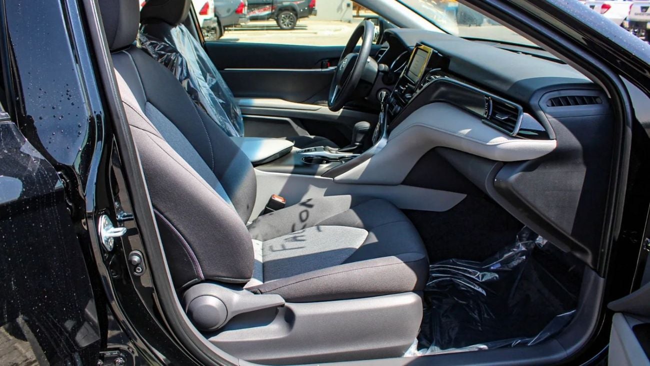 Toyota Camry LE 2.5L PETROL AUTOMATIC TRANSMISSION ( FOR RE-EXPORT ONLY )