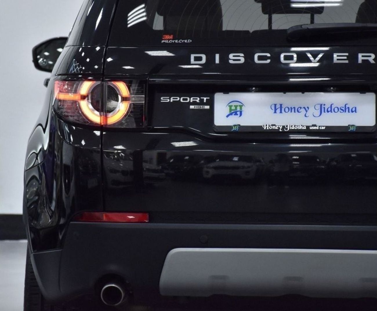 Land Rover Discovery Sport EXCELLENT DEAL for our Land Rover Discovery Sport HSE ( 2018 Model ) in Black Color GCC Specs