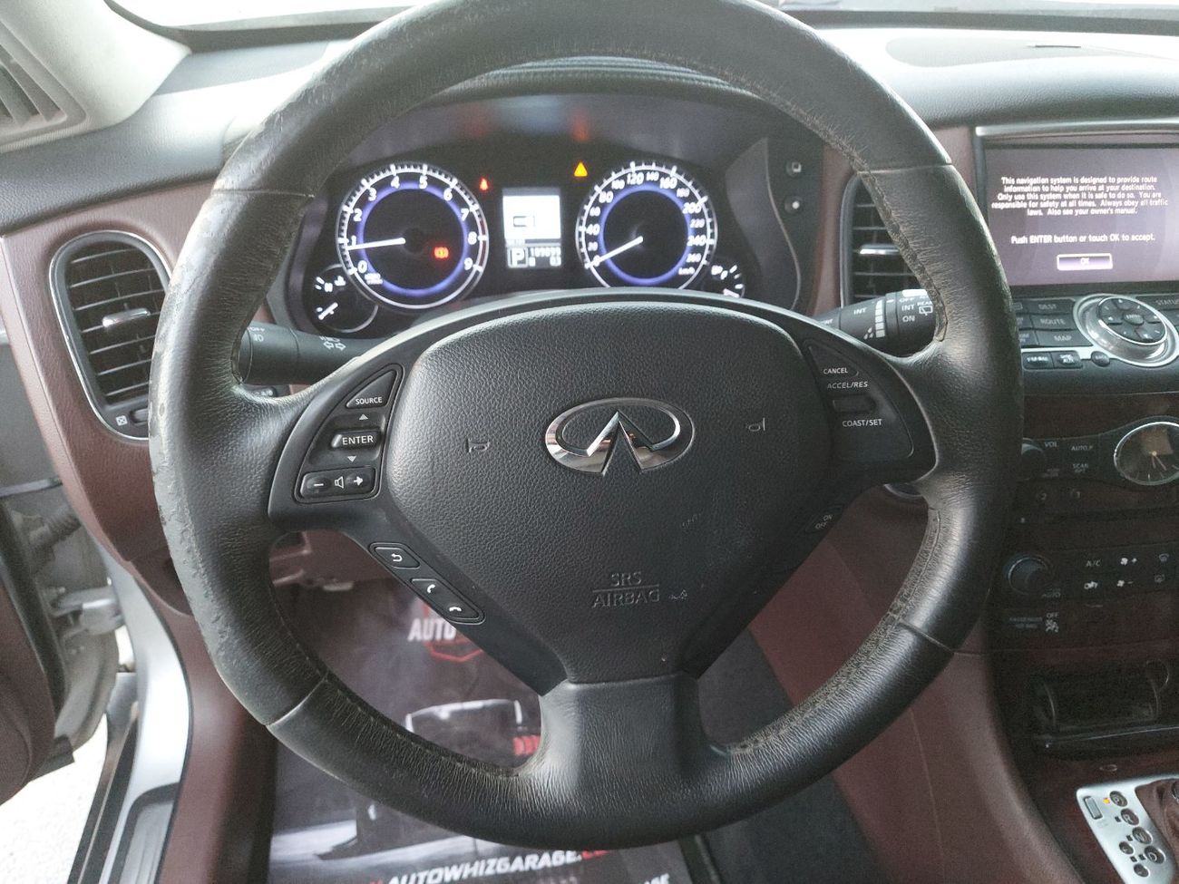 إنفينيتي QX50 Excellence 3.7L RWD