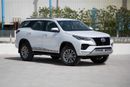 Toyota Fortuner 2023 Toyota Fortuner 4.0 Adventure - Platinum White Pearl inside Black